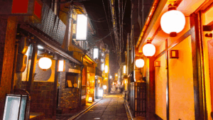 探偵は横浜市内の個室居酒屋から浮気調査【横浜探偵事務所】