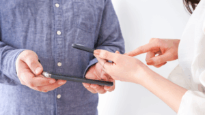 女性が浮気中に使うフレーズは？プロの探偵が解説