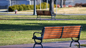 浮気調査を横浜市内での公園で【横浜探偵事務所】